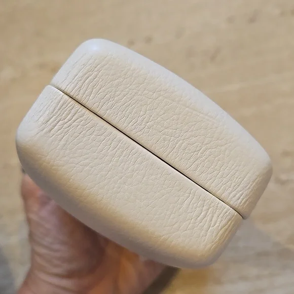 Versace Oversized Creamy White Hard Shell Glasses Case - Picture 5 of 8